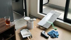 “ただ白いだけ”じゃない？超白色塗料で屋根はどれだけ涼しくなるのか——反射率・温度差・残る課題