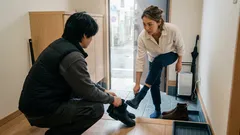 ロングブーツの次に来る足元：2026年秋、ショート丈ブーツが新定番になる理由と着こなし