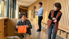 館内放送で青ざめる前に――温浴施設で迷子を防ぐ「事前ルール」と“いざという時”の動き方