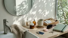 恋をすると肌が明るく見えるのはなぜ？「恋ホルモン」と“ときめき”習慣、年齢変化まで