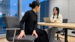 なぜ人は「いつもの席」に戻ってしまうのか：脳と心が安心を選ぶ仕組みと、変えたいときのコツ