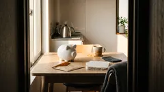 65歳からの年金生活は本当に回る？2024年の家計調査で見る夫婦世帯の収支と「足りない額」